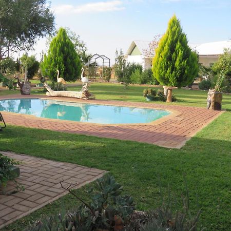 Отель Tropic Of Capricorn Guest Farm Rehoboth Экстерьер фото