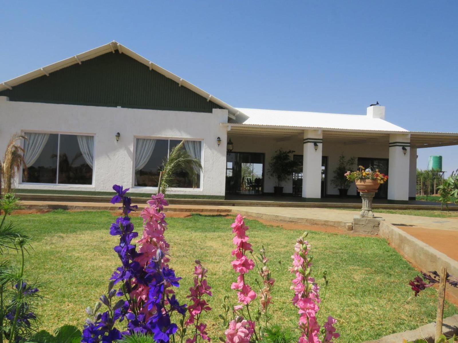Отель Tropic Of Capricorn Guest Farm Rehoboth Экстерьер фото