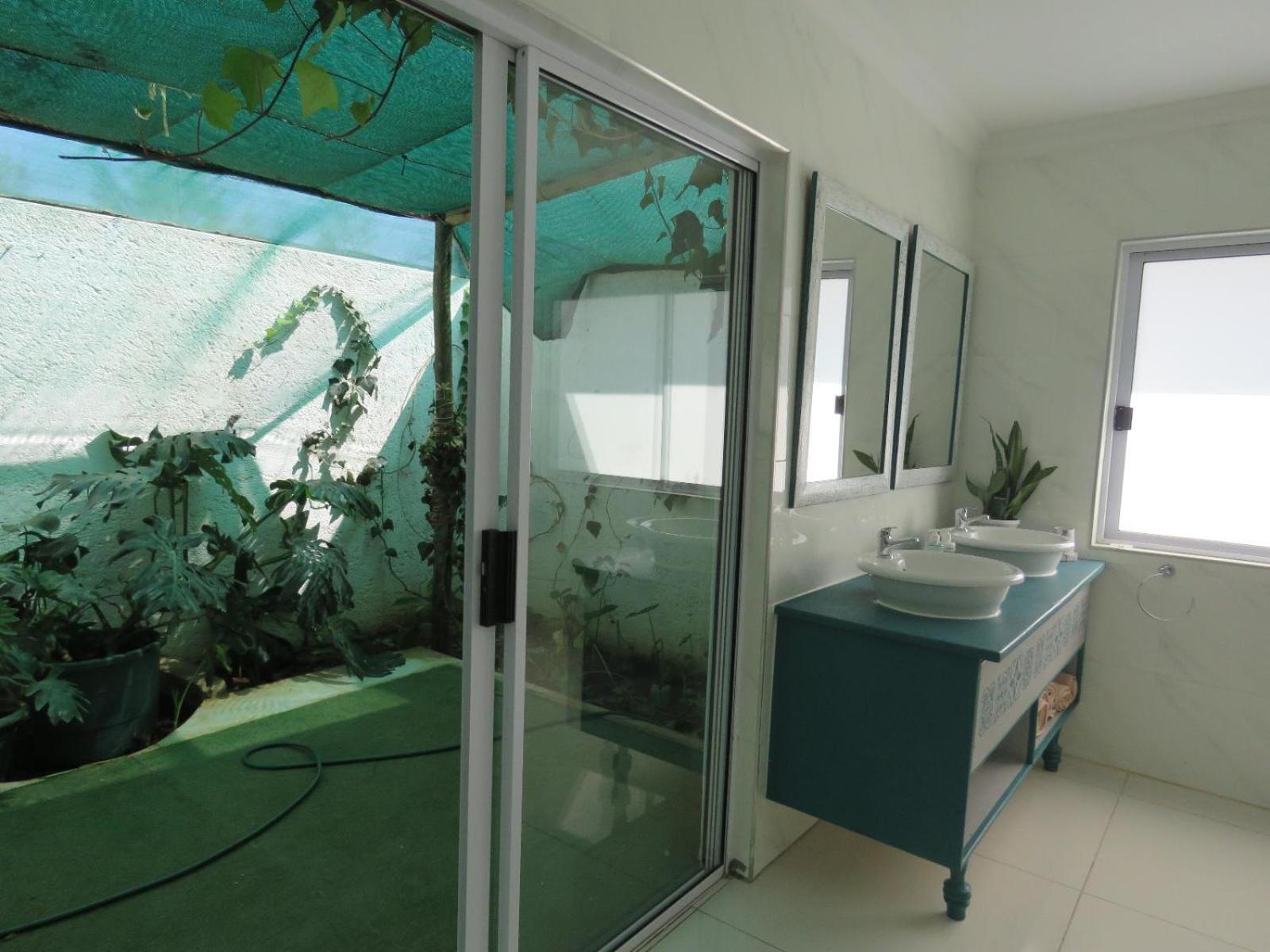 Отель Tropic Of Capricorn Guest Farm Rehoboth Номер фото
