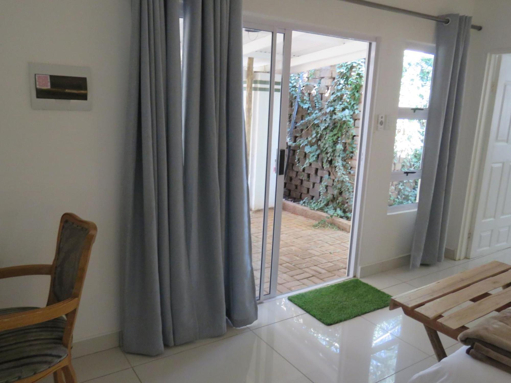 Отель Tropic Of Capricorn Guest Farm Rehoboth Экстерьер фото